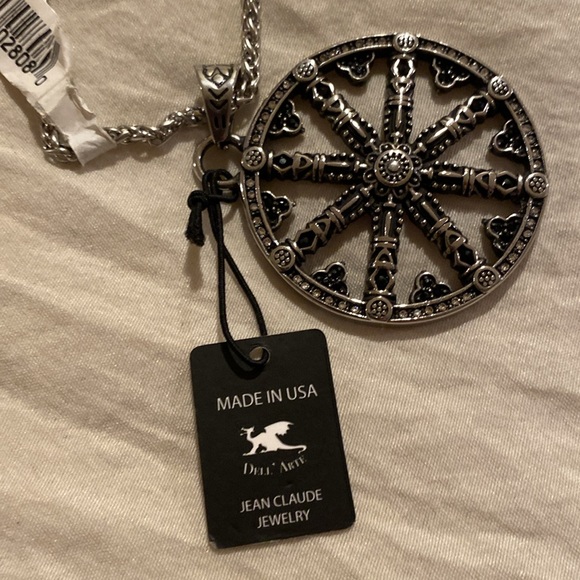 NWT Jean Claud necklace pendant - Picture 3 of 5